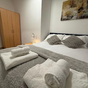 Kamer met een Queen Size Bed